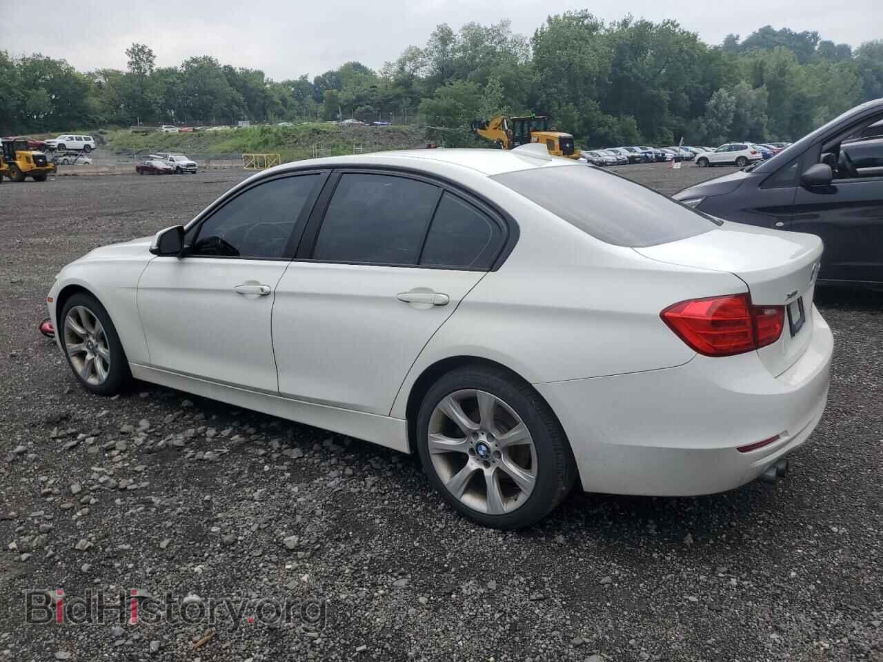 2015 BMW 3 SERIES - VIN: WBA3B5C58FF960049 - Фото 2
