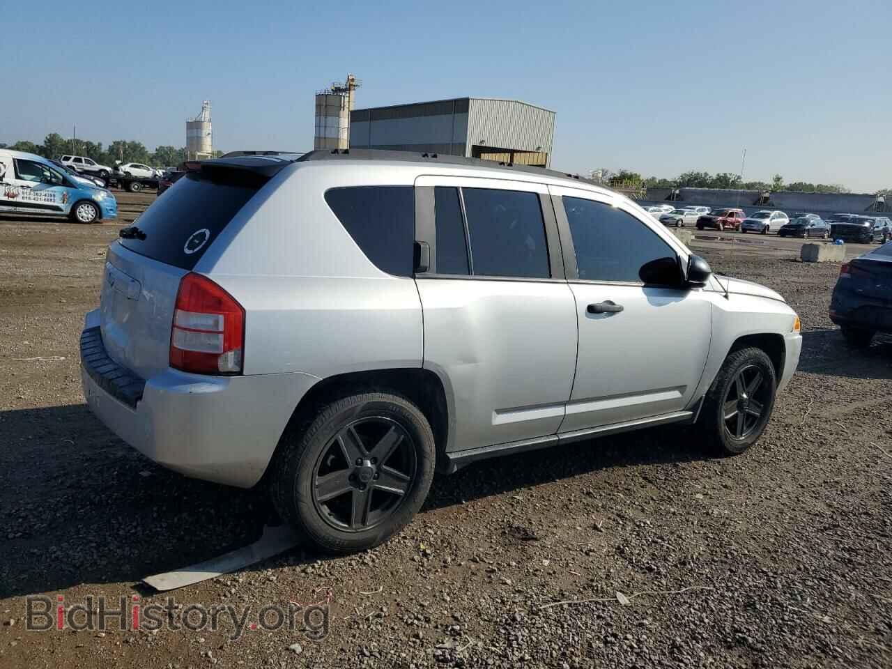 2007 JEEP COMPASS - VIN: 1J8FF47W67D383142 - Photo 3