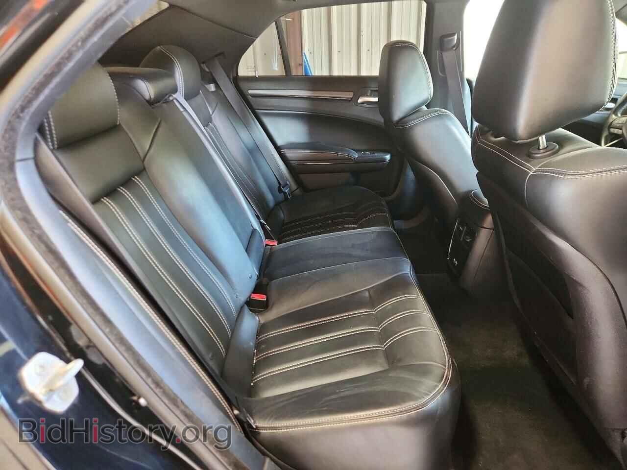 2015 CHRYSLER 300 - VIN: 2C3CCAGG3FH739563 - Photo 10