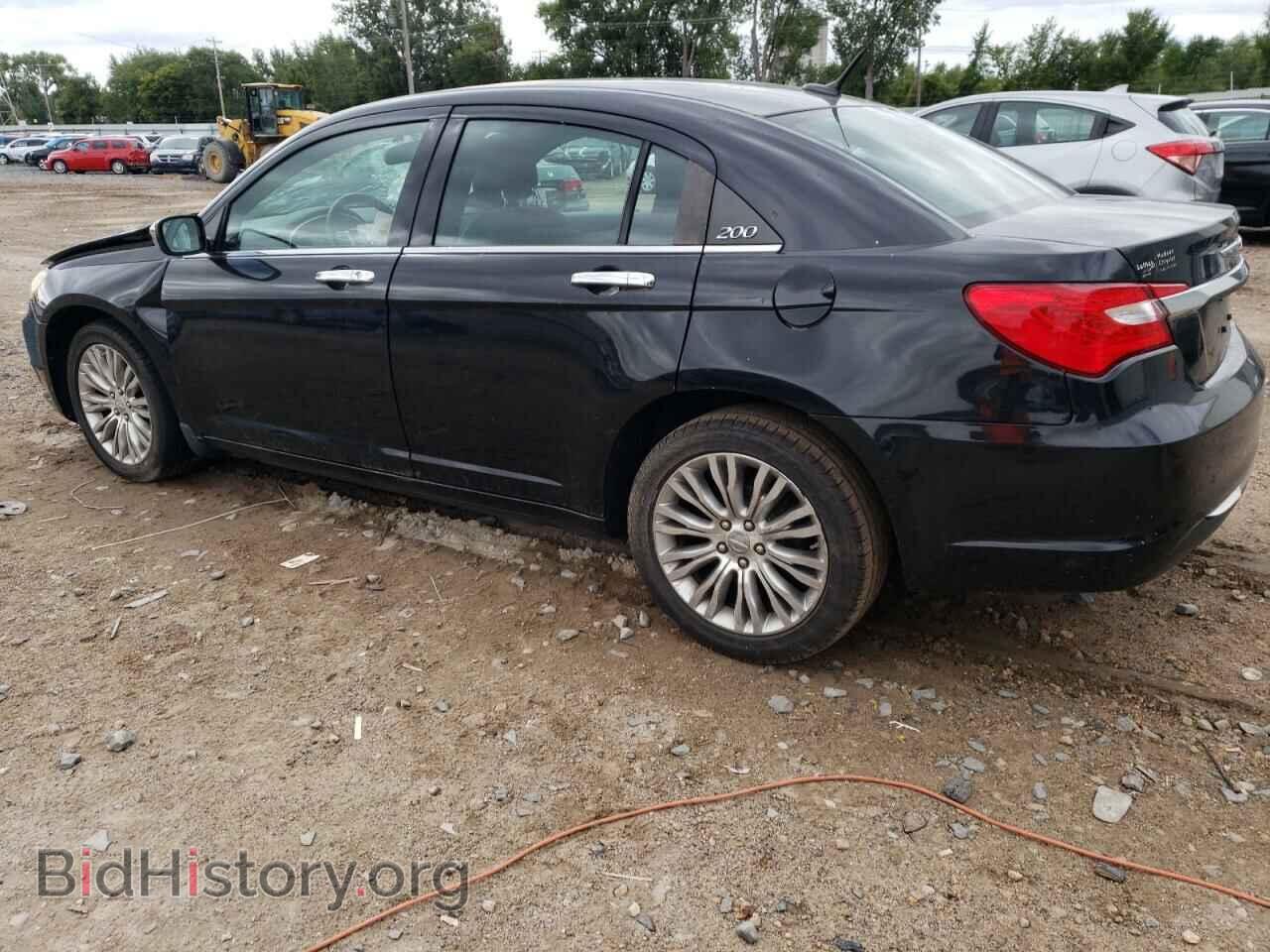 2011 CHRYSLER 200 - VIN: 1C3BC2FG3BN503287 - Фото 2