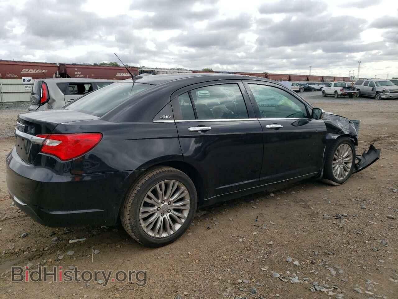 2011 CHRYSLER 200 - VIN: 1C3BC2FG3BN503287 - Фото 3
