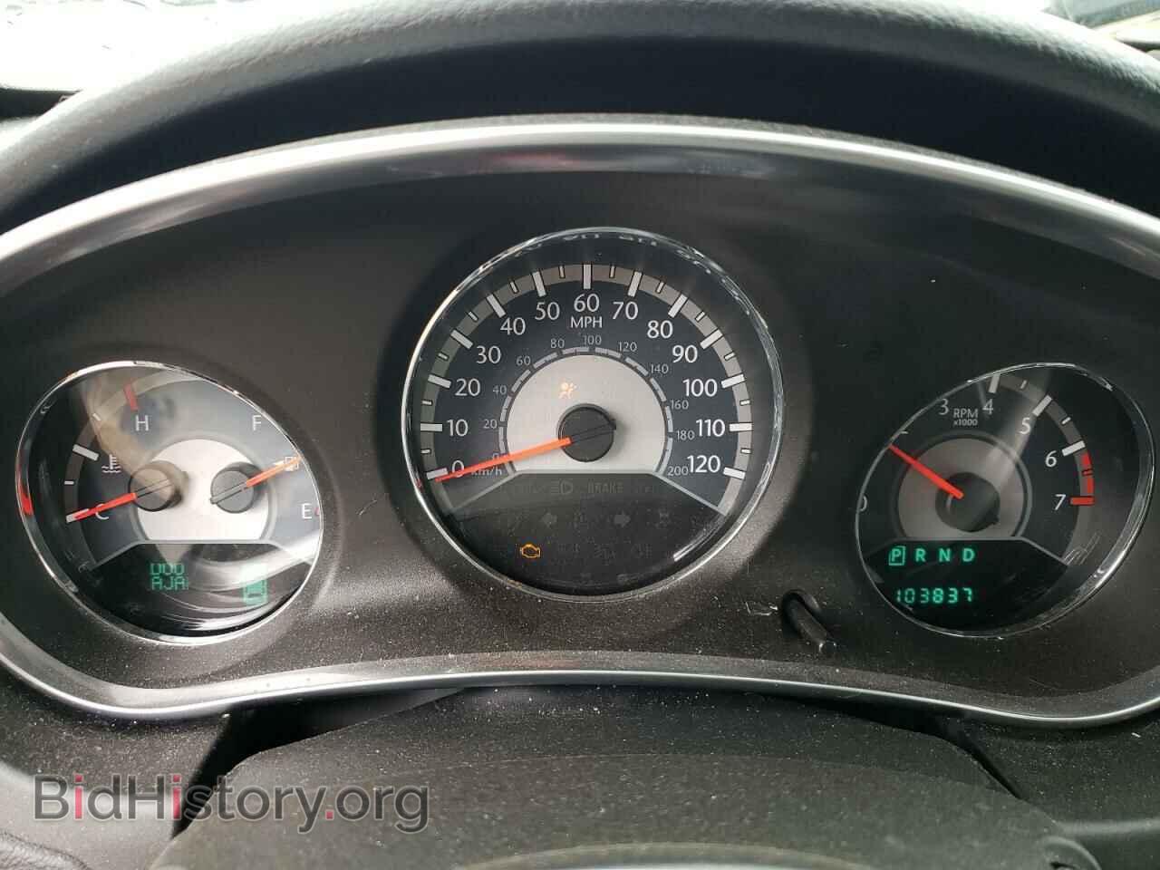 2011 CHRYSLER 200 - VIN: 1C3BC2FG3BN503287 - Фото 9
