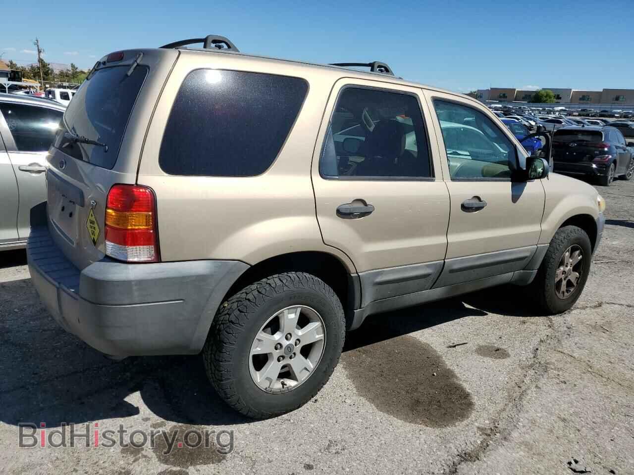 2007 FORD ESCAPE - VIN: 1FMCU03167KC08285 - Фото 3