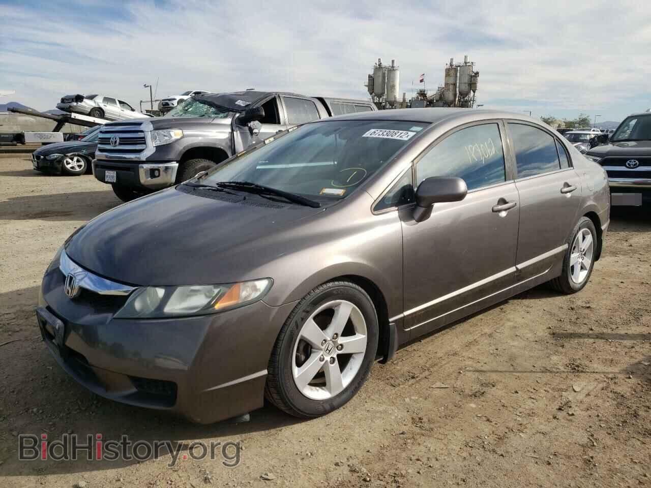 2011 HONDA CIVIC - VIN: 19XFA1F60BE013625 - Фото 2