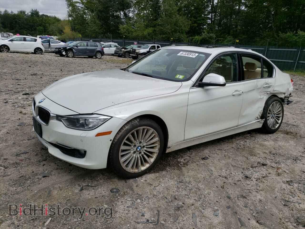 Photo WBA3B9C58DF587521 - BMW 3 SERIES 2013