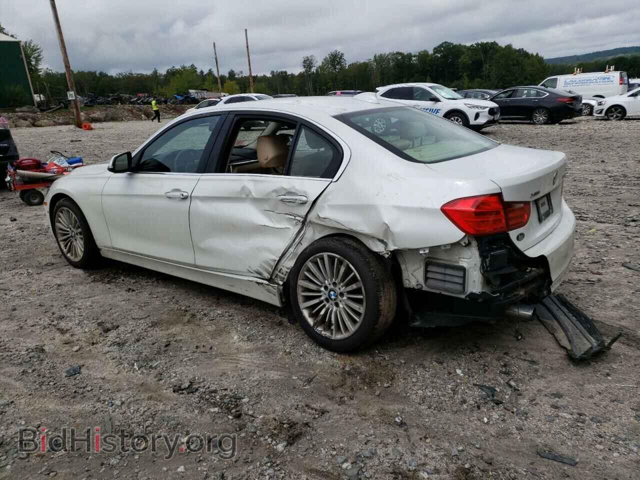 2013 BMW 3 SERIES - VIN: WBA3B9C58DF587521 - Photo 2