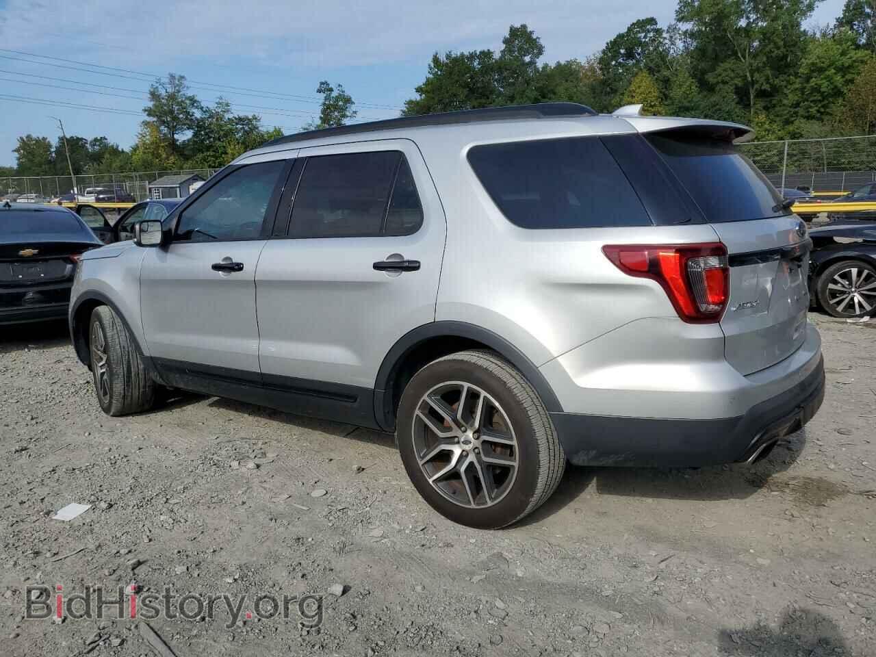2017 FORD EXPLORER - VIN: 1FM5K8GT5HGA16921 - Photo 2