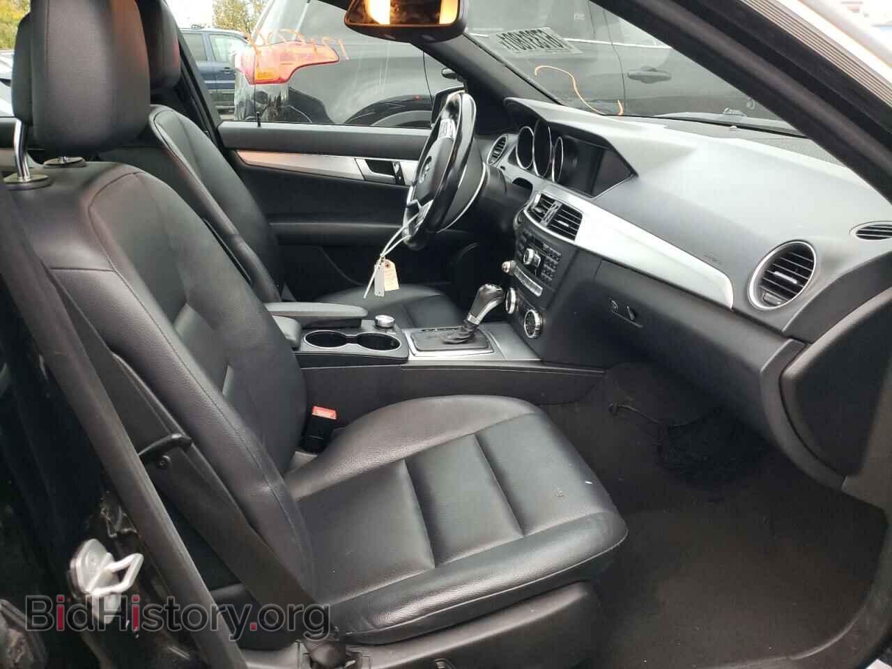 2012 MERCEDES-BENZ C-CLASS - VIN: WDDGF4HB6CA643239 - Фото 5