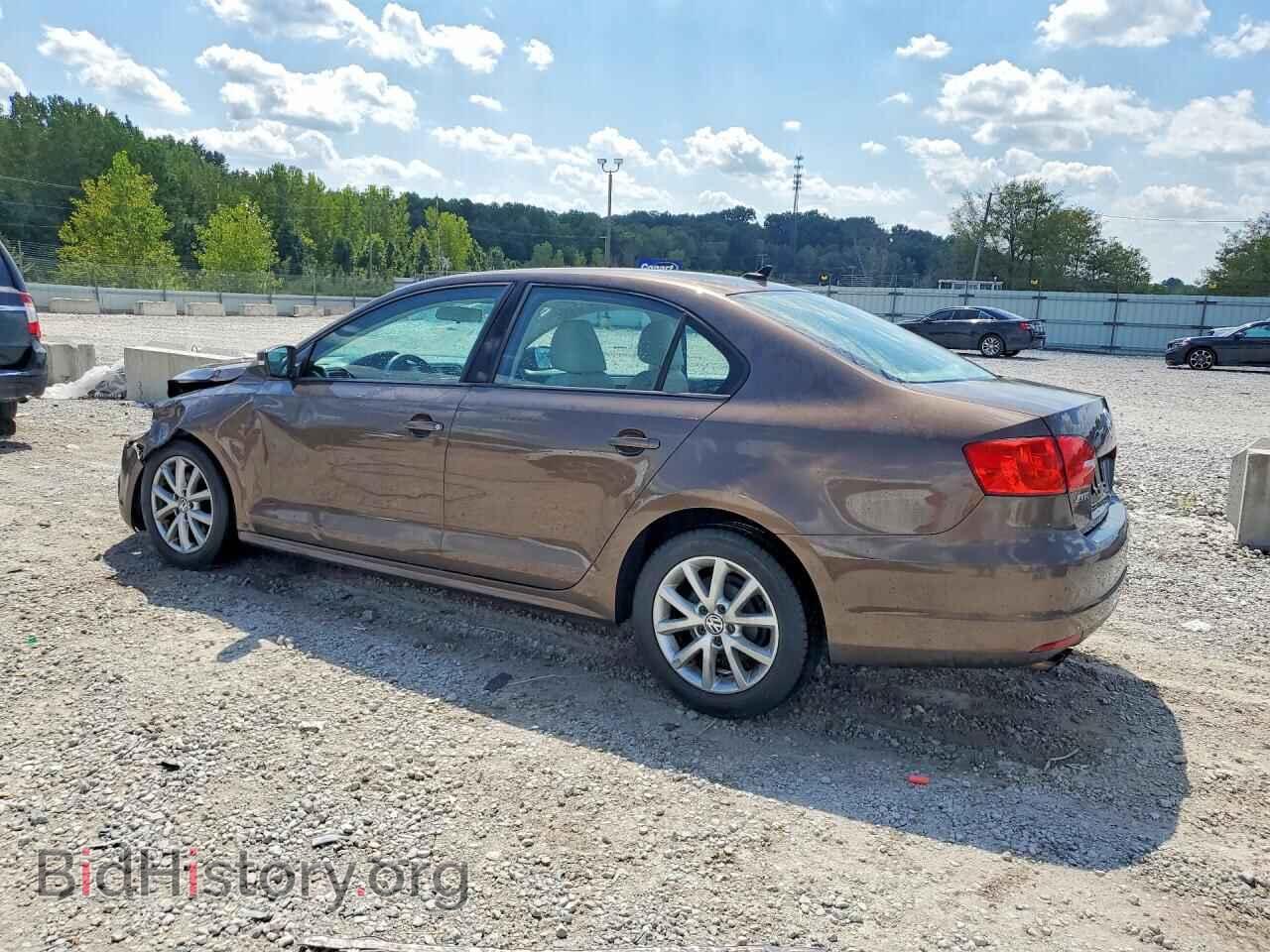 2011 VOLKSWAGEN JETTA - VIN: 3VWBX7AJ4BM375438 - Фото 2