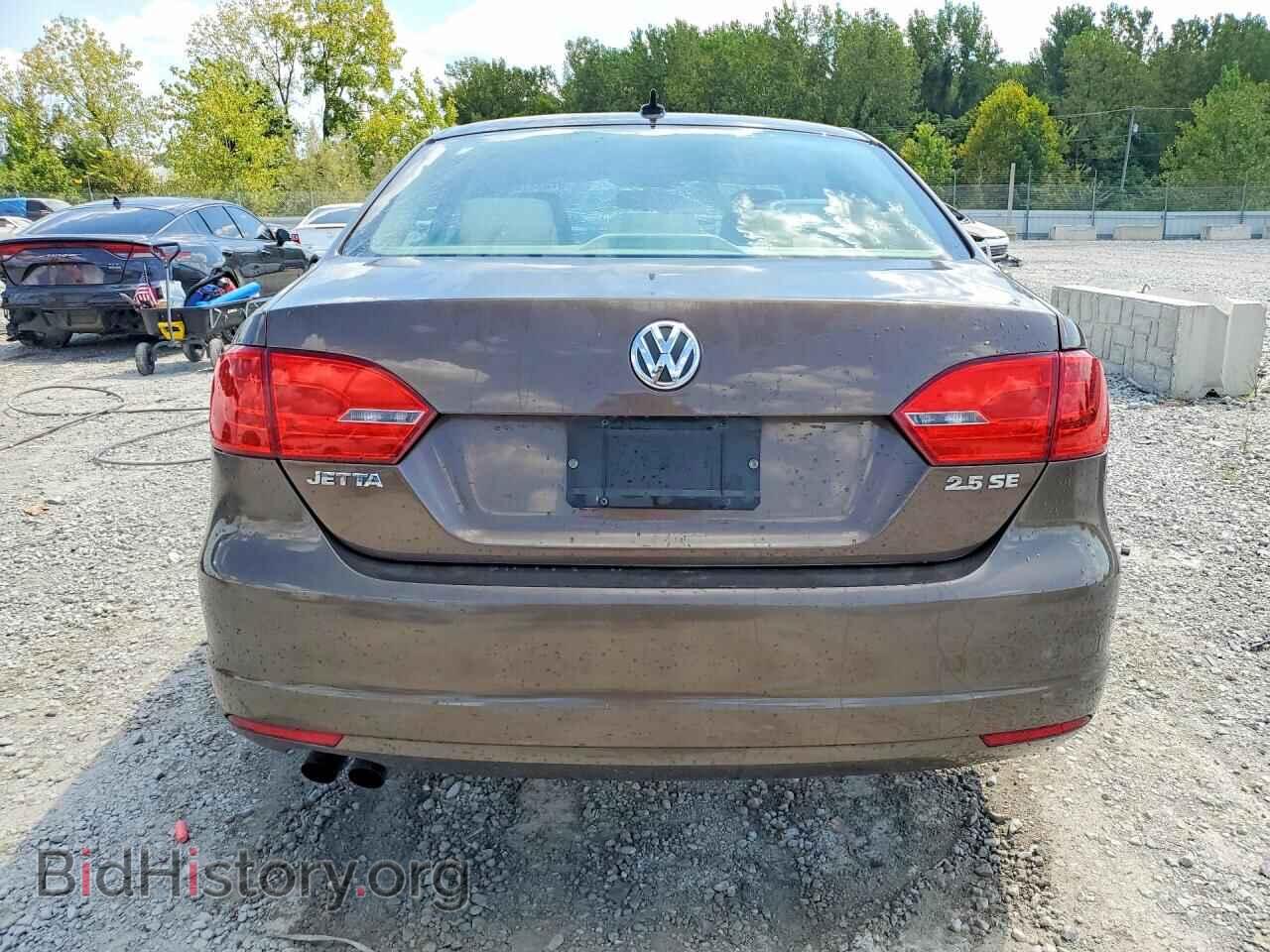 2011 VOLKSWAGEN JETTA - VIN: 3VWBX7AJ4BM375438 - Фото 6
