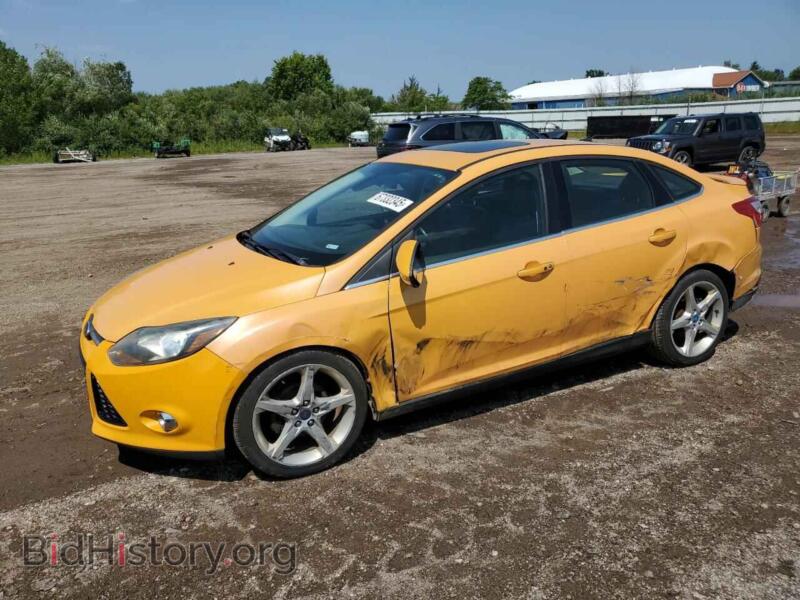 2012 Ford FOCUS Titanium (VIN 1FAHP3J24CL153263) — photo 1 of 12, Copart, damage: side