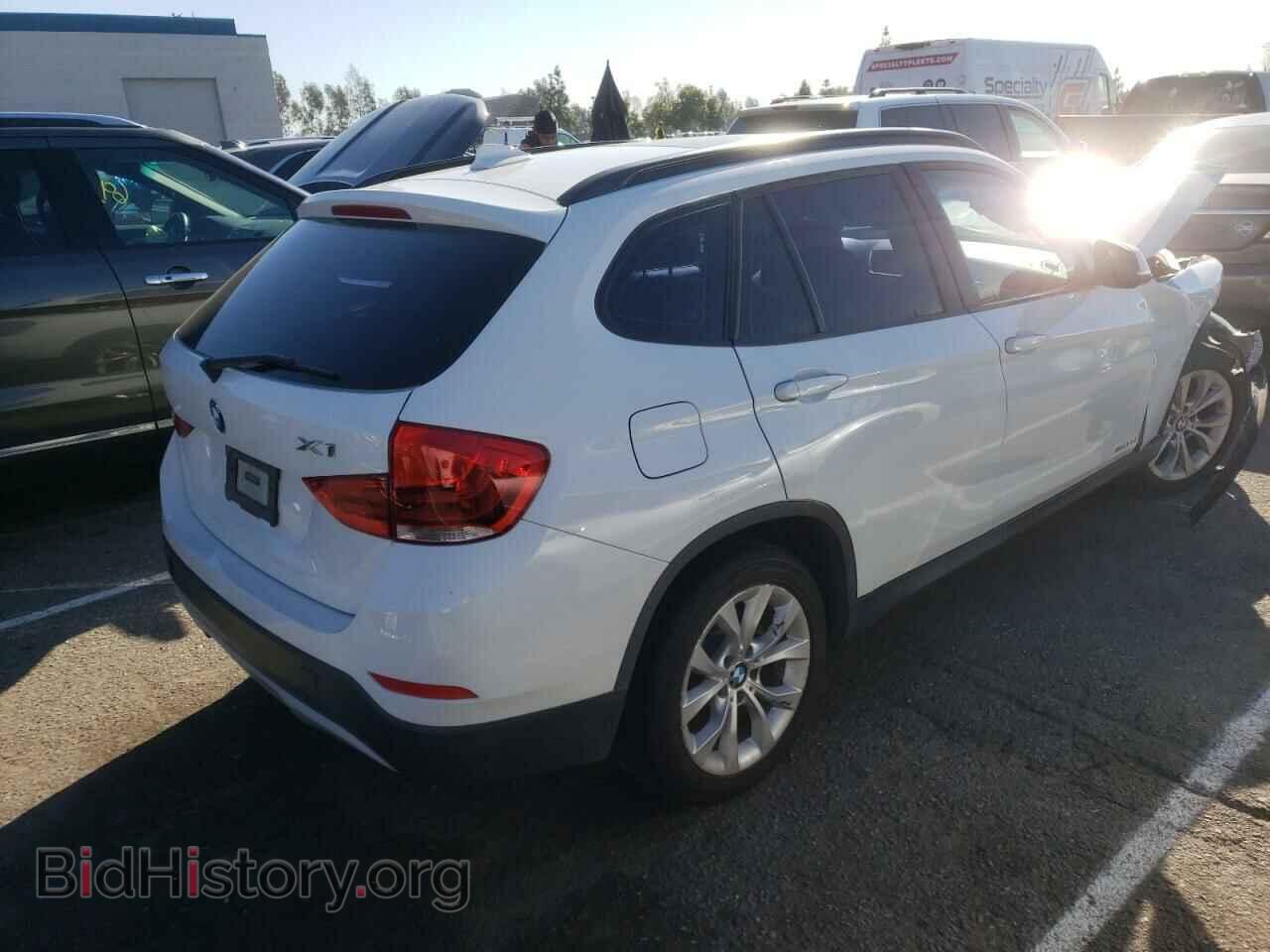 2014 BMW X1 - VIN: WBAVL1C54EVY16307 - Фото 3
