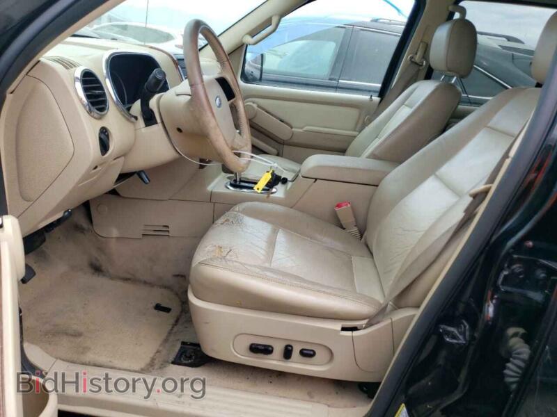 2006 Ford EXPLORER (VIN 1FMEU64E86UB36229) — photo 7 of 13