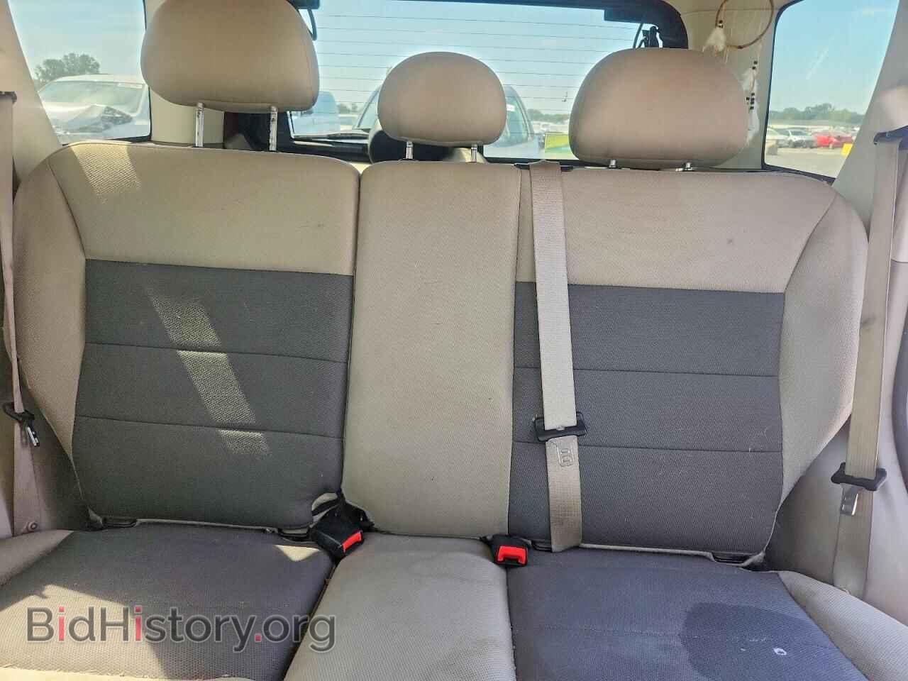 2008 FORD ESCAPE - VIN: 1FMCU03128KC82398 - Фото 10