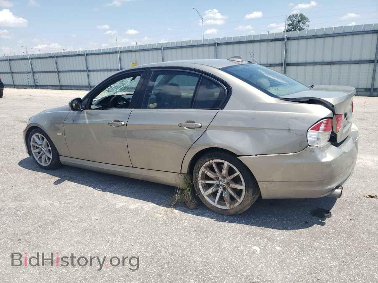 2011 BMW 3 SERIES - VIN: WBAPH7C53BE683533 - Фото 2