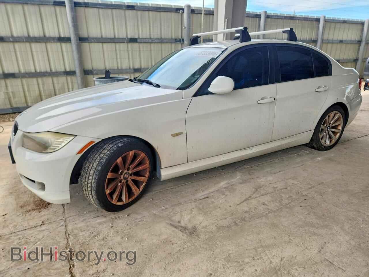 Photo WBAPH7G5XBNM56155 - BMW 3 SERIES 2011