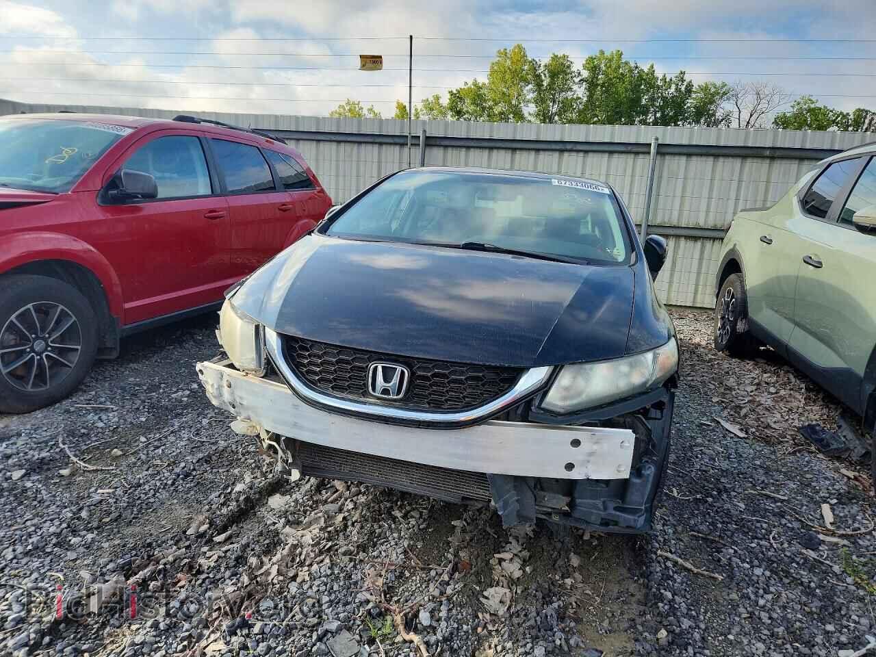 2015 HONDA CIVIC - VIN: 19XFB2F87FE241079 - Фото 5