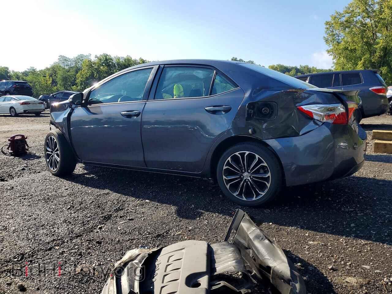 2015 TOYOTA COROLLA - VIN: 5YFBURHE8FP273381 - Фото 2