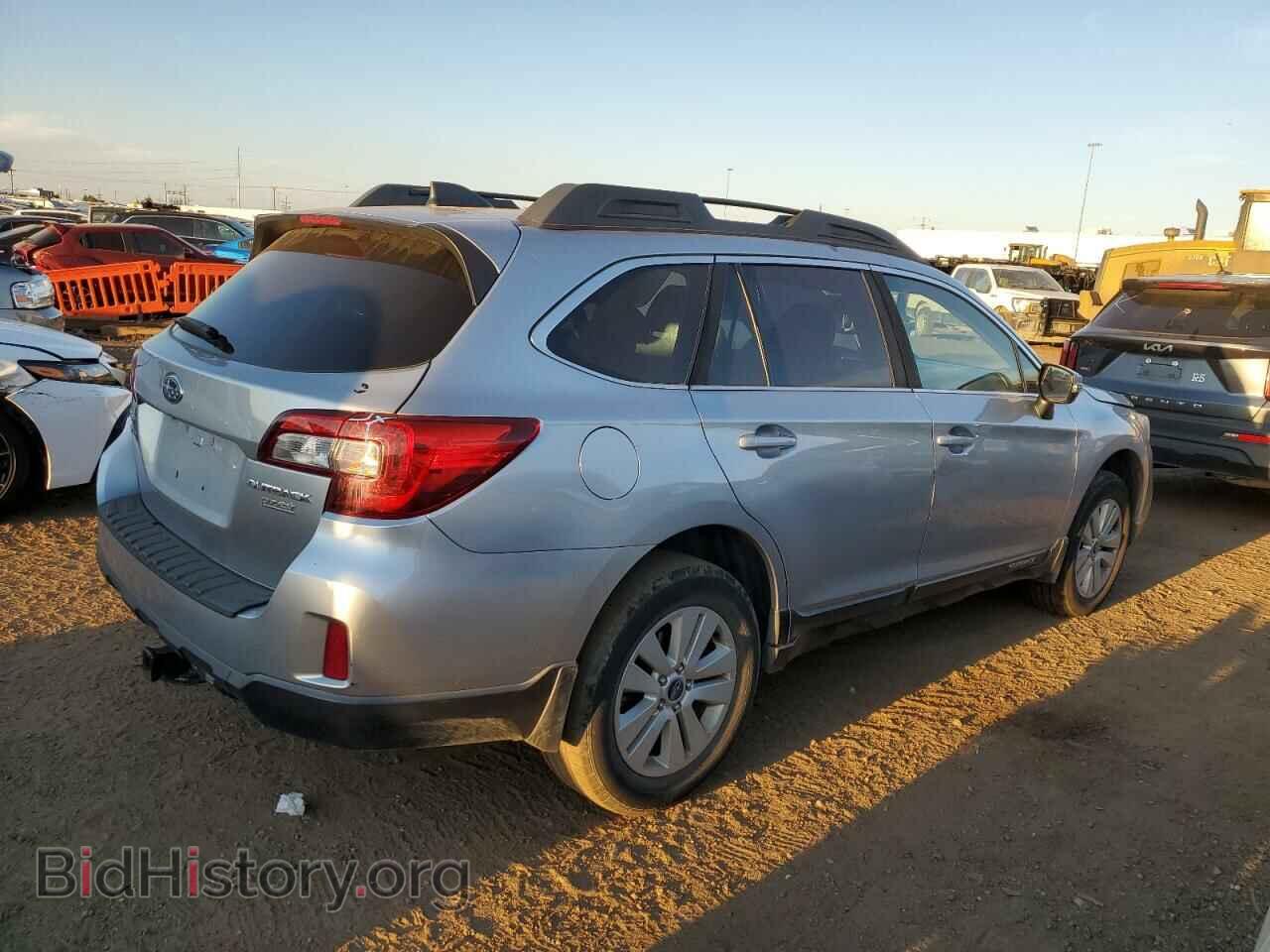 2017 SUBARU OUTBACK - VIN: 4S4BSAFC1H3364105 - Фото 3