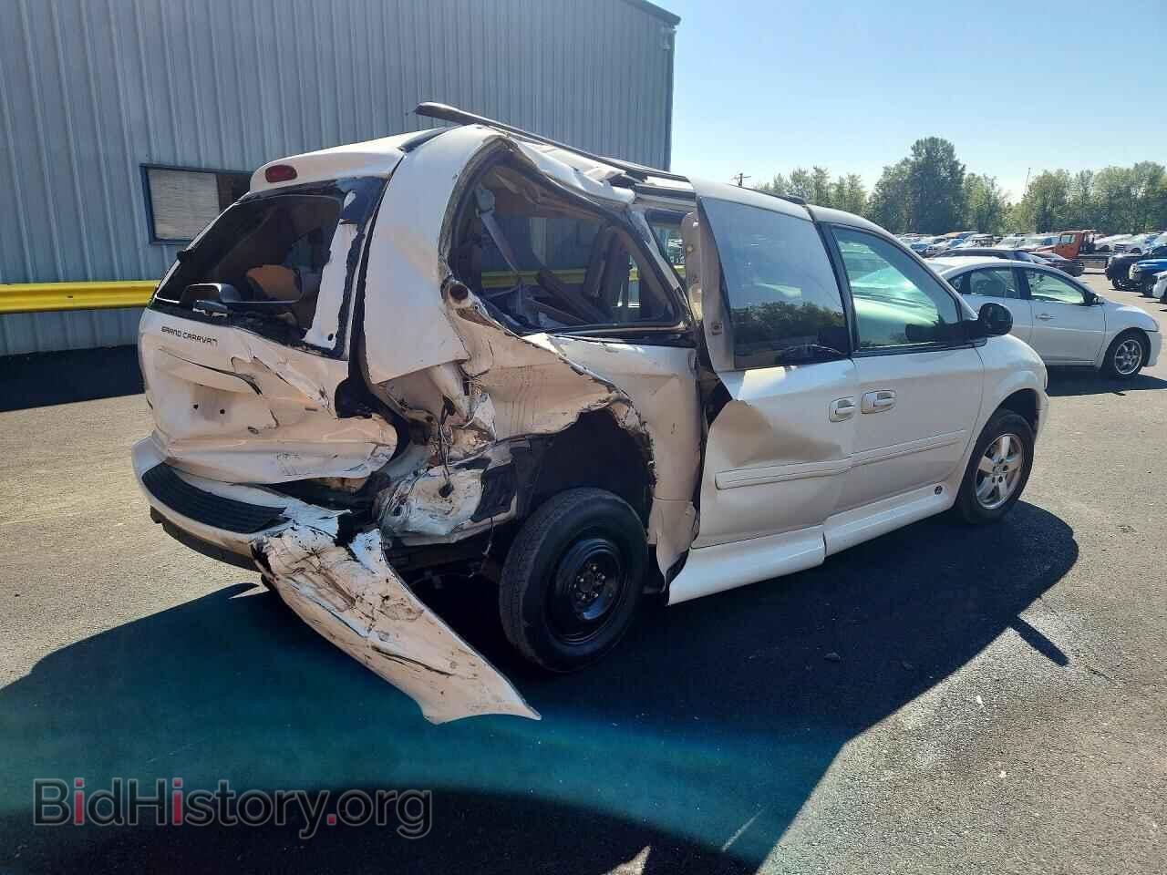 2005 DODGE CARAVAN - VIN: 2D8GP44LX5R262970 - Фото 3