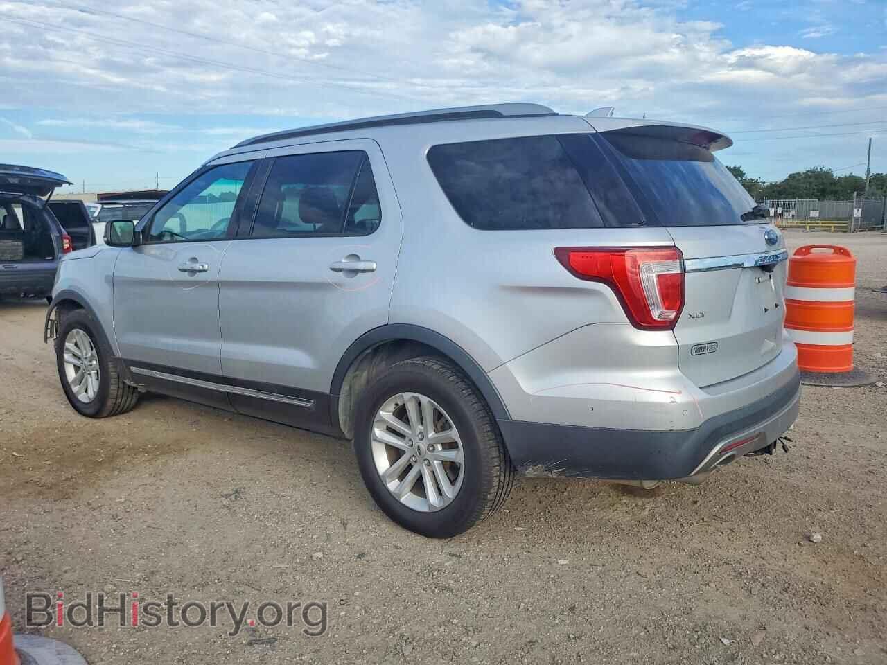 2017 FORD EXPLORER - VIN: 1FM5K7D82HGA27031 - Photo 2