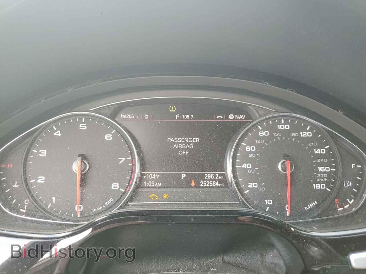 2012 AUDI A8 - VIN: WAURVAFD8CN022597 - Фото 9