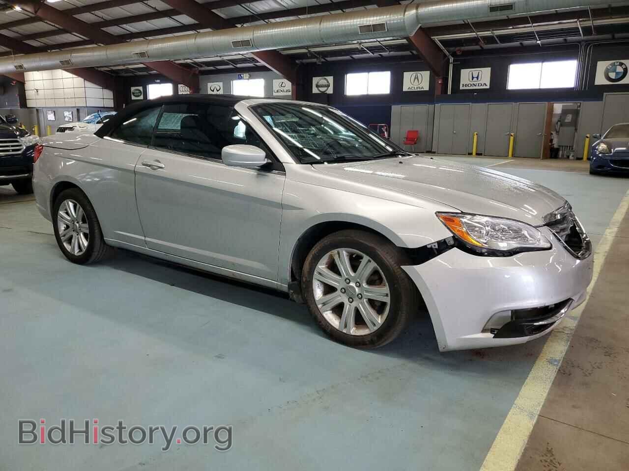 2011 CHRYSLER 200 - VIN: 1C3BC2EG4BN623536 - Фото 4