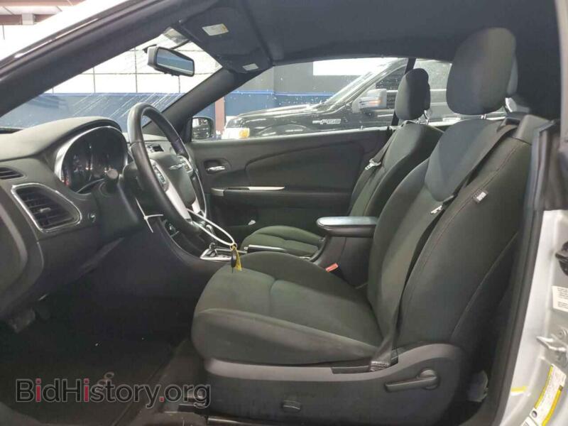 2011 Chrysler 200 (VIN 1C3BC2EG4BN623536) — photo 7 of 12