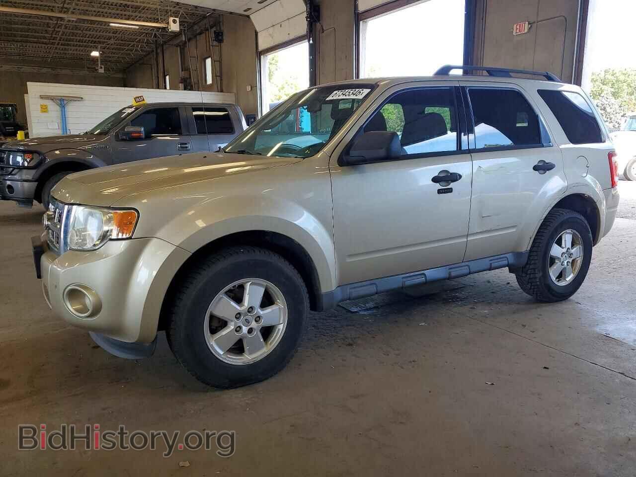 Фотография 1FMCU0D72AKD21113 - FORD ESCAPE 2010