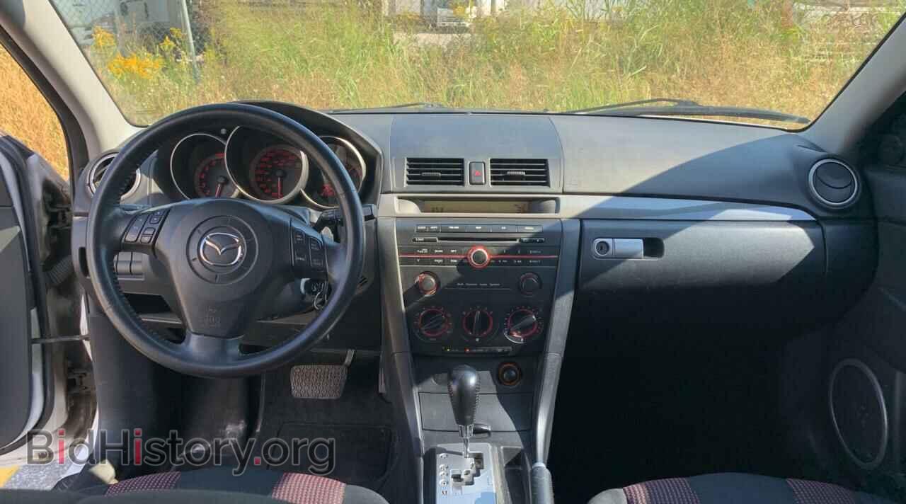 2006 MAZDA MAZDA3 - VIN: JM1BK143761443732 - Фото 9