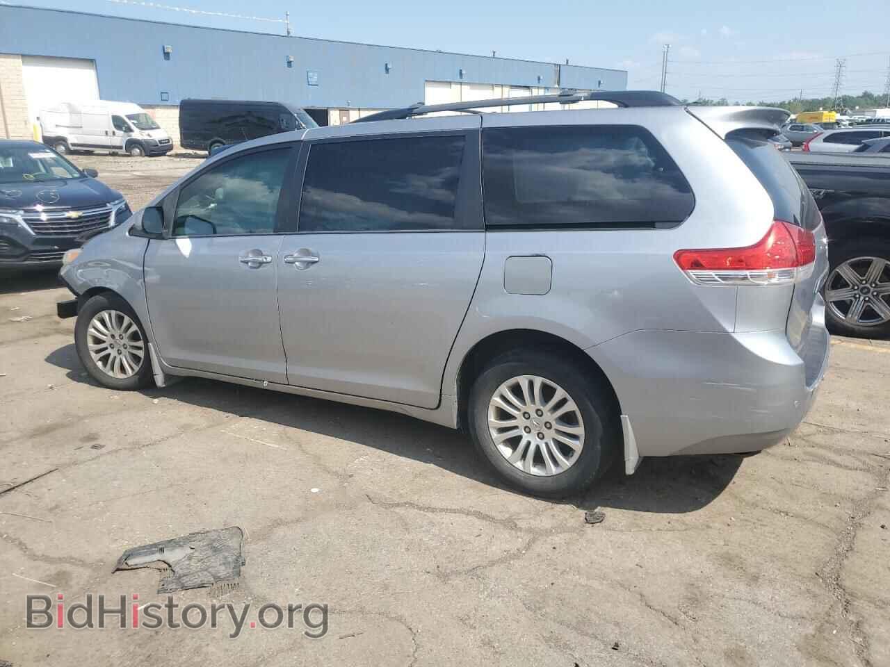 2013 TOYOTA All Models - VIN: 5TDYK3DC8DS377147 - Фото 2