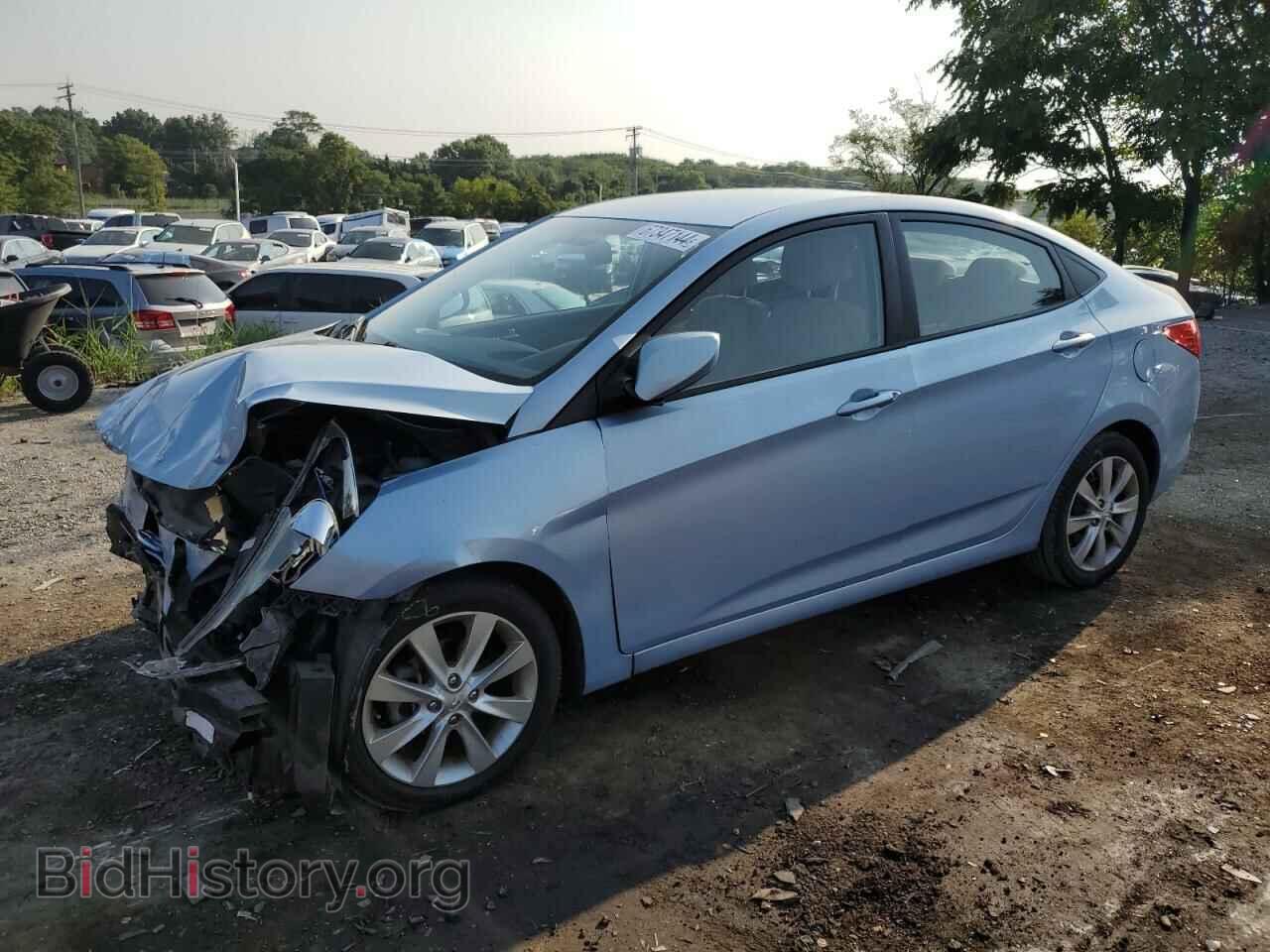 Фотография KMHCU4AEXDU355268 - HYUNDAI ACCENT 2013