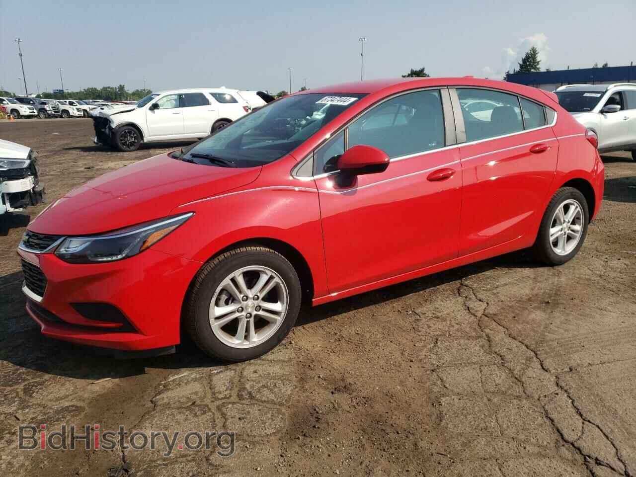 Photo 3G1BE6SM9JS597035 - CHEVROLET CRUZE 2018