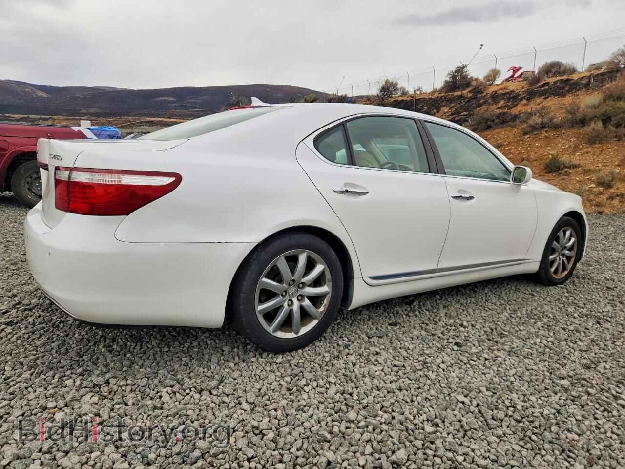 2008 LEXUS LS460 - VIN: JTHBL46F485056670 - Photo 3
