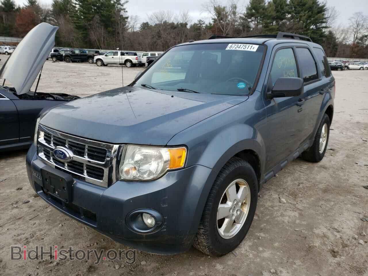 2011 FORD ESCAPE - VIN: 1FMCU9DG2BKB38171 - Фото 2