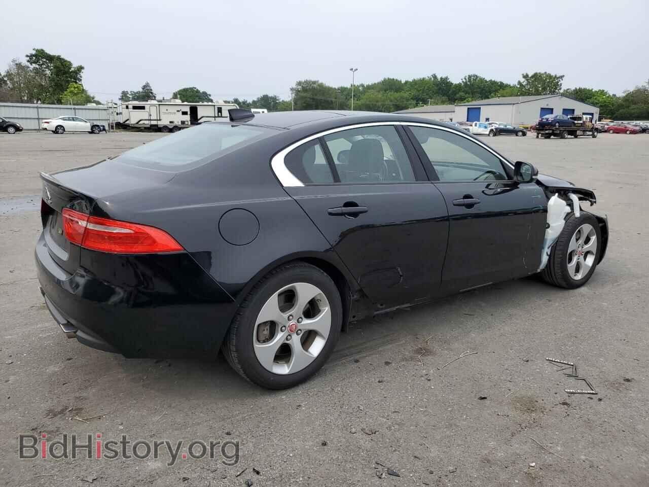 2017 JAGUAR XE - VIN: SAJAR4BG2HA949729 - Фото 3