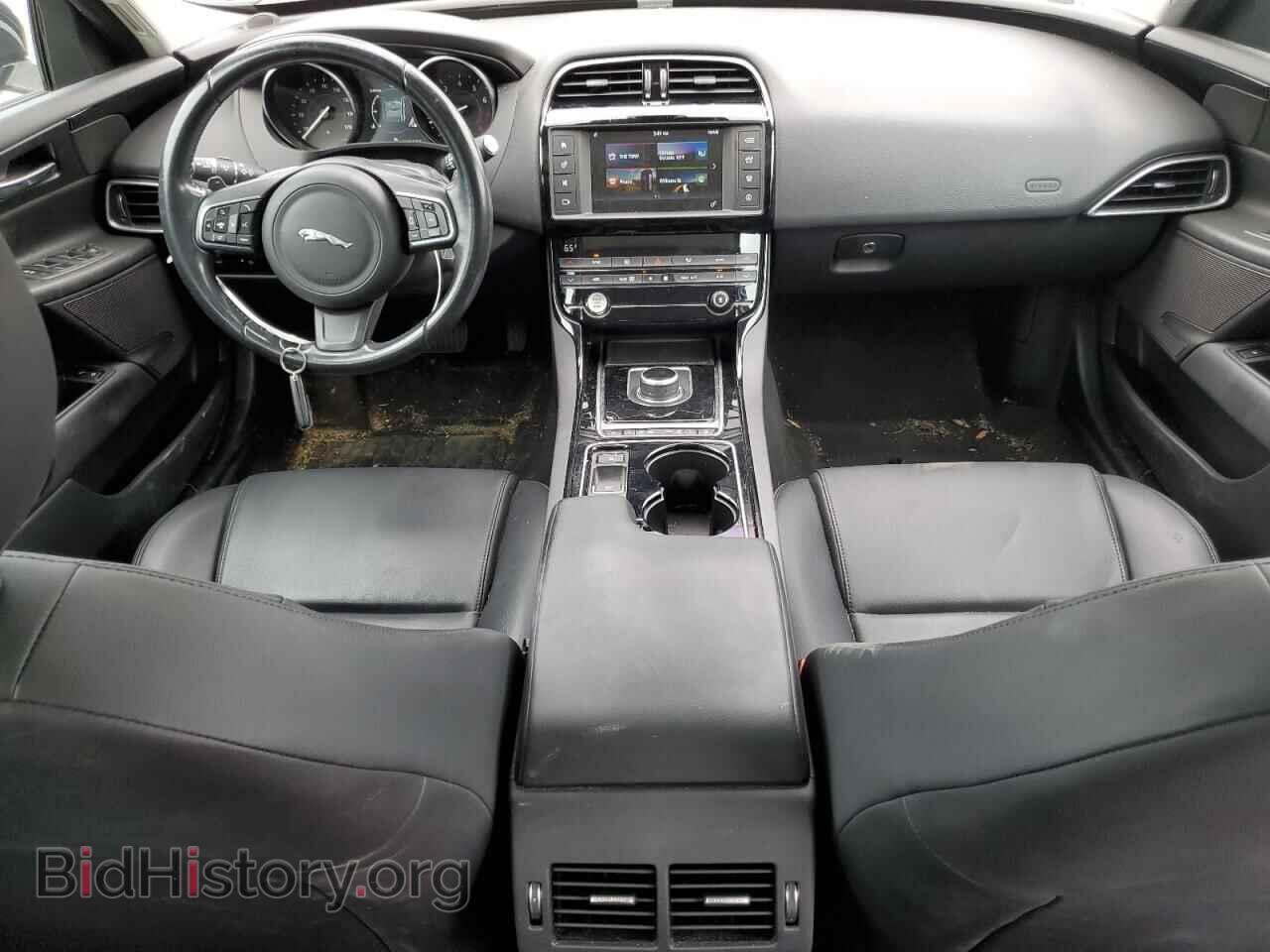 2017 JAGUAR XE - VIN: SAJAR4BG2HA949729 - Фото 8
