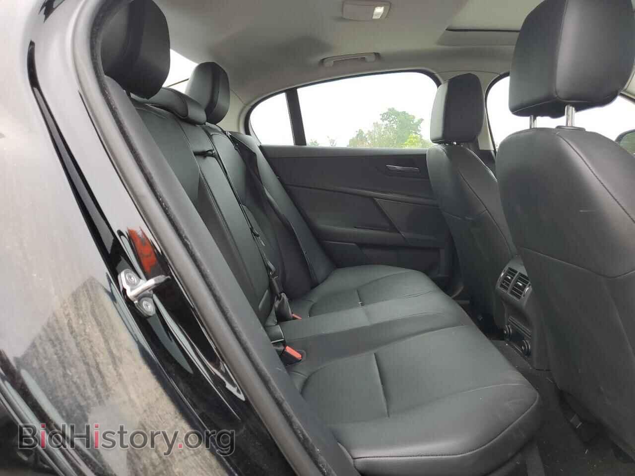 2017 JAGUAR XE - VIN: SAJAR4BG2HA949729 - Фото 10