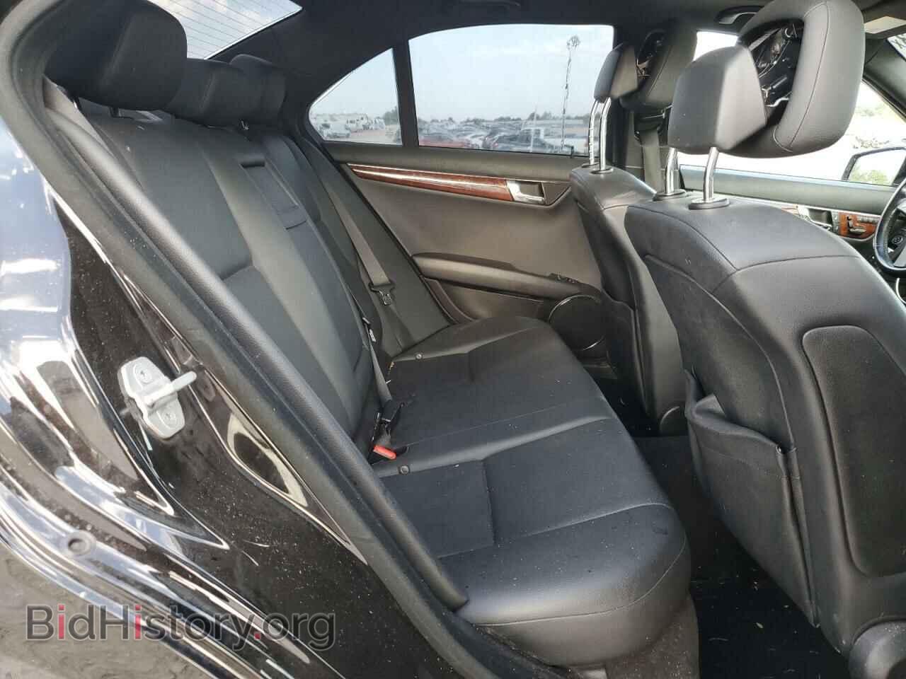2011 MERCEDES-BENZ C-CLASS - VIN: WDDGF8BB3BR177849 - Фото 10