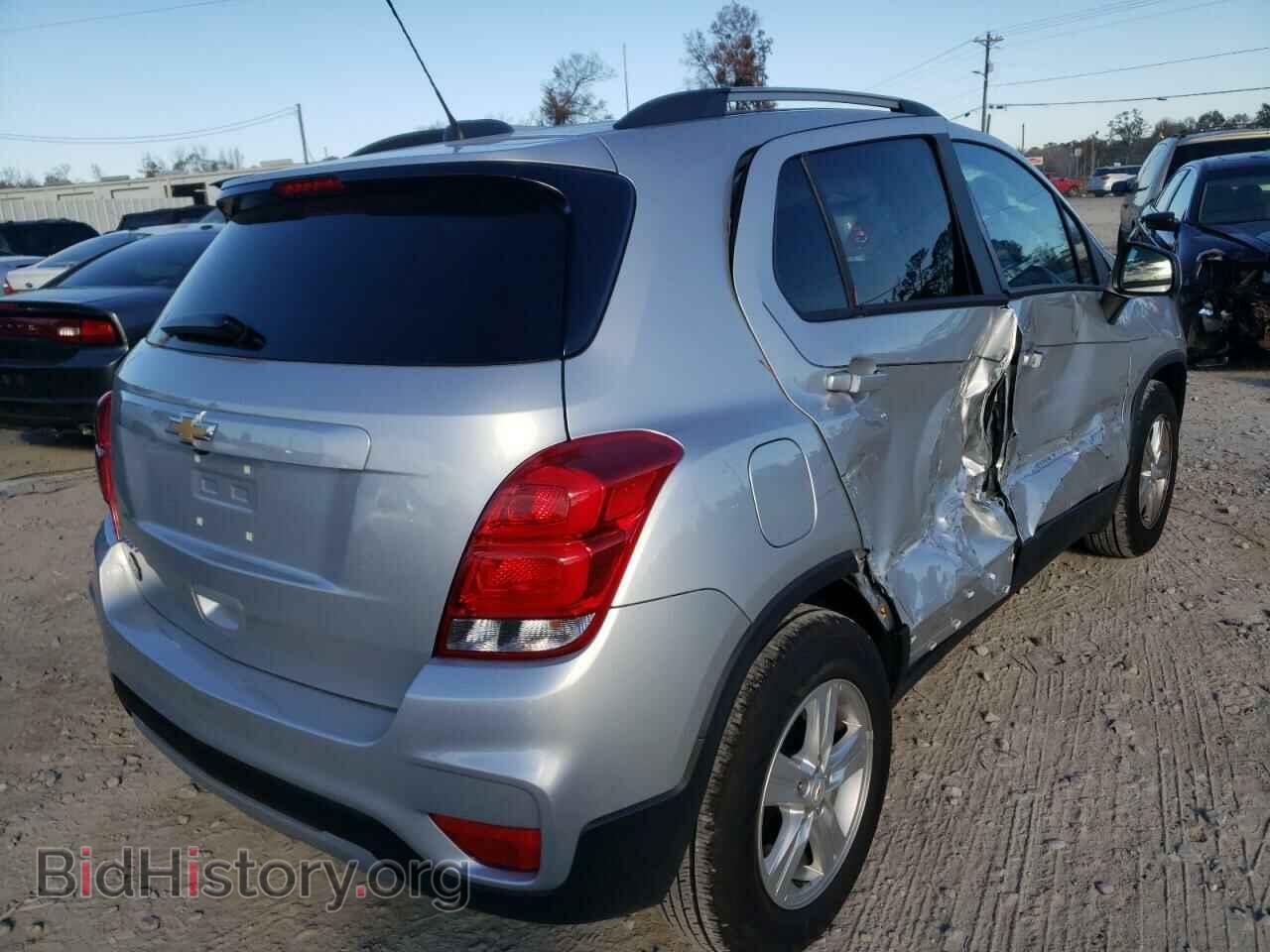 2021 CHEVROLET TRAX - VIN: KL7CJLSB4MB352581 - Фото 4