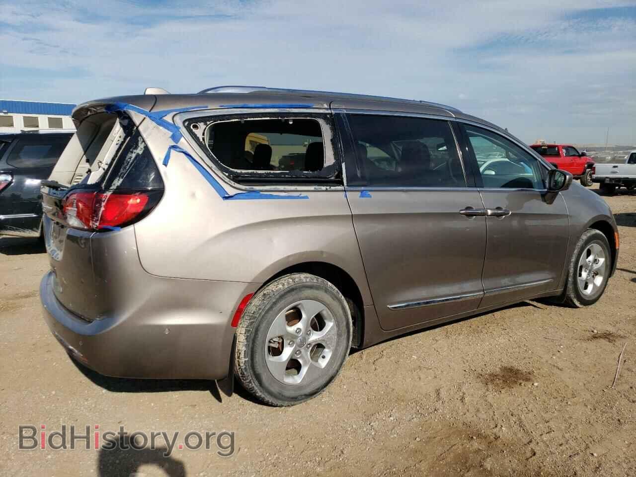 2017 CHRYSLER PACIFICA - VIN: 2C4RC1EG5HR644217 - Фото 3