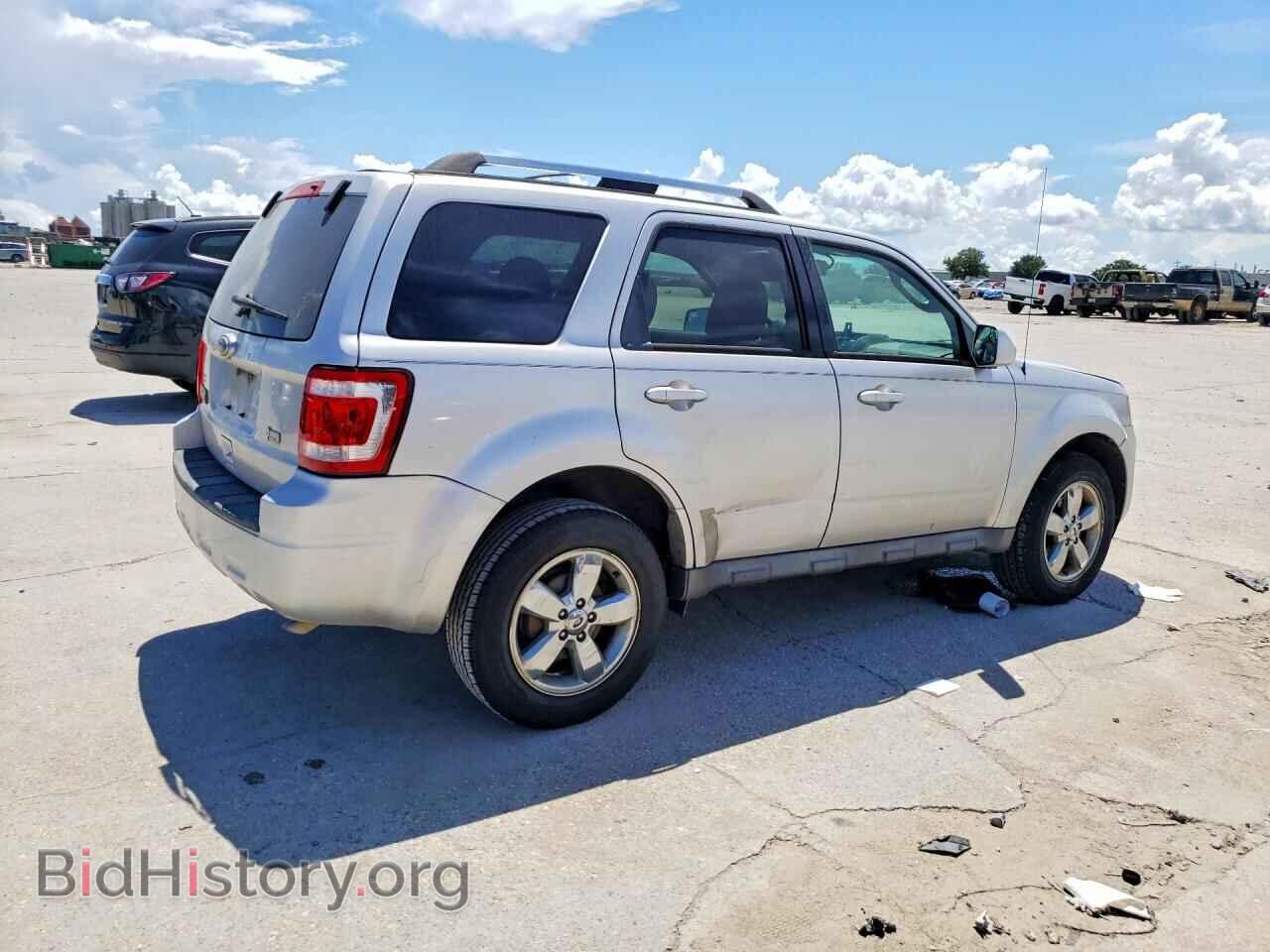 2011 FORD ESCAPE - VIN: 1FMCU0EG1BKA04312 - Фото 3