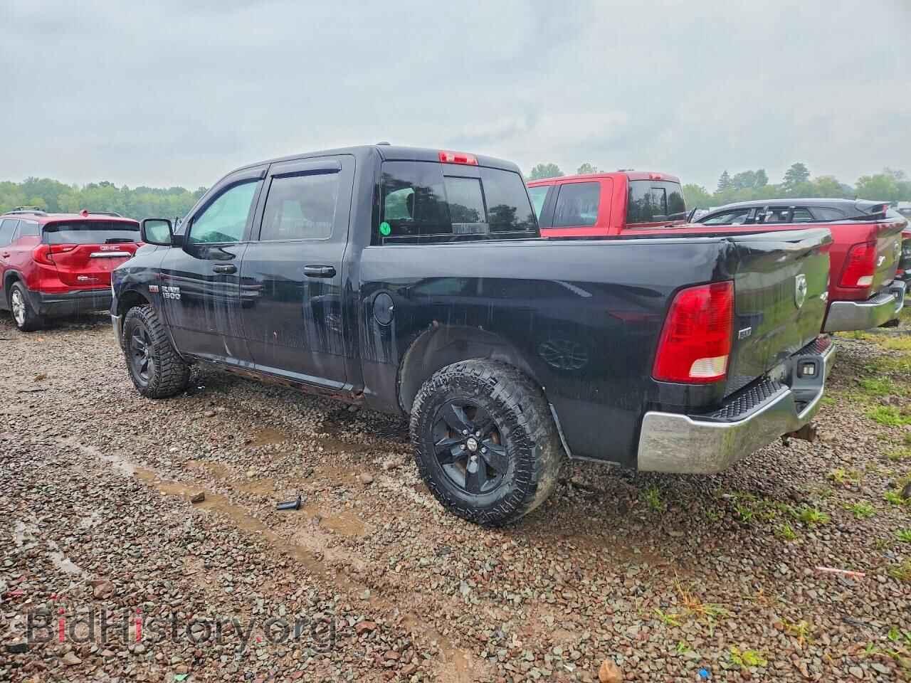 2018 RAM 1500 - VIN: 1C6RR7LT3JS276133 - Photo 2