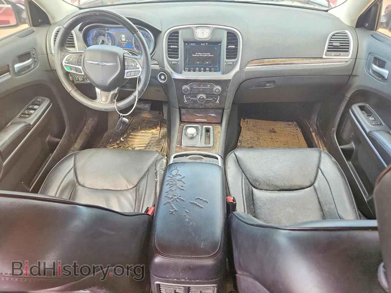 2019 CHRYSLER 300 - VIN: 2C3CCAEG5KH564696 - Фото 8