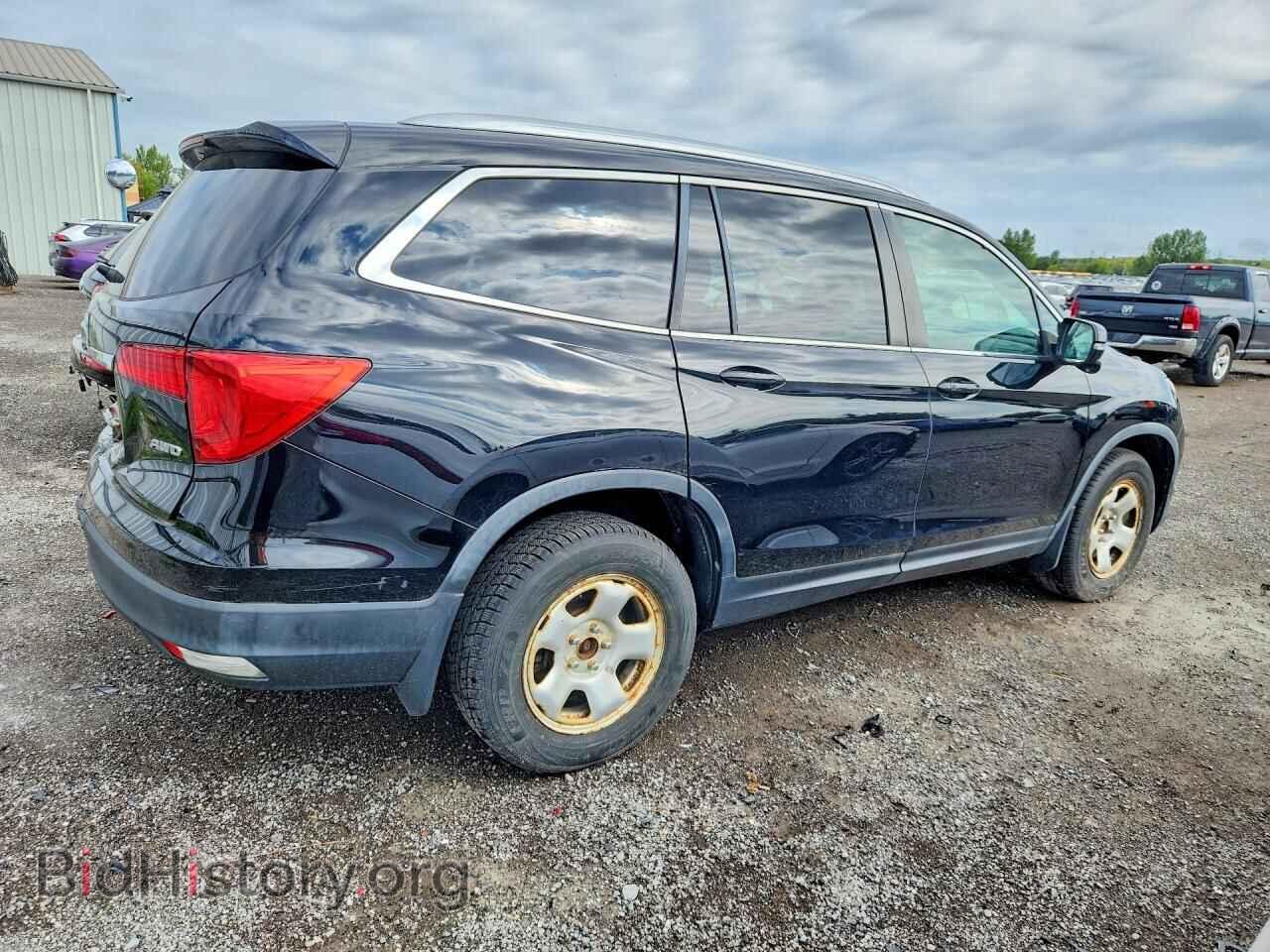 2017 HONDA PILOT - VIN: 5FNYF6H78HB500345 - Фото 3