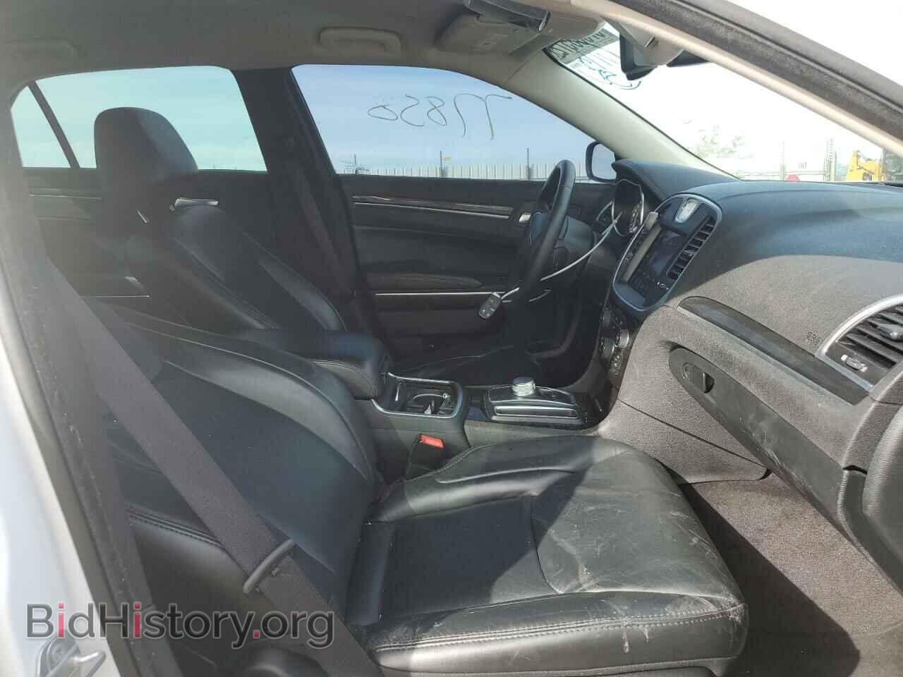 2017 CHRYSLER 300 - VIN: 2C3CCAAG0HH506185 - Фото 5