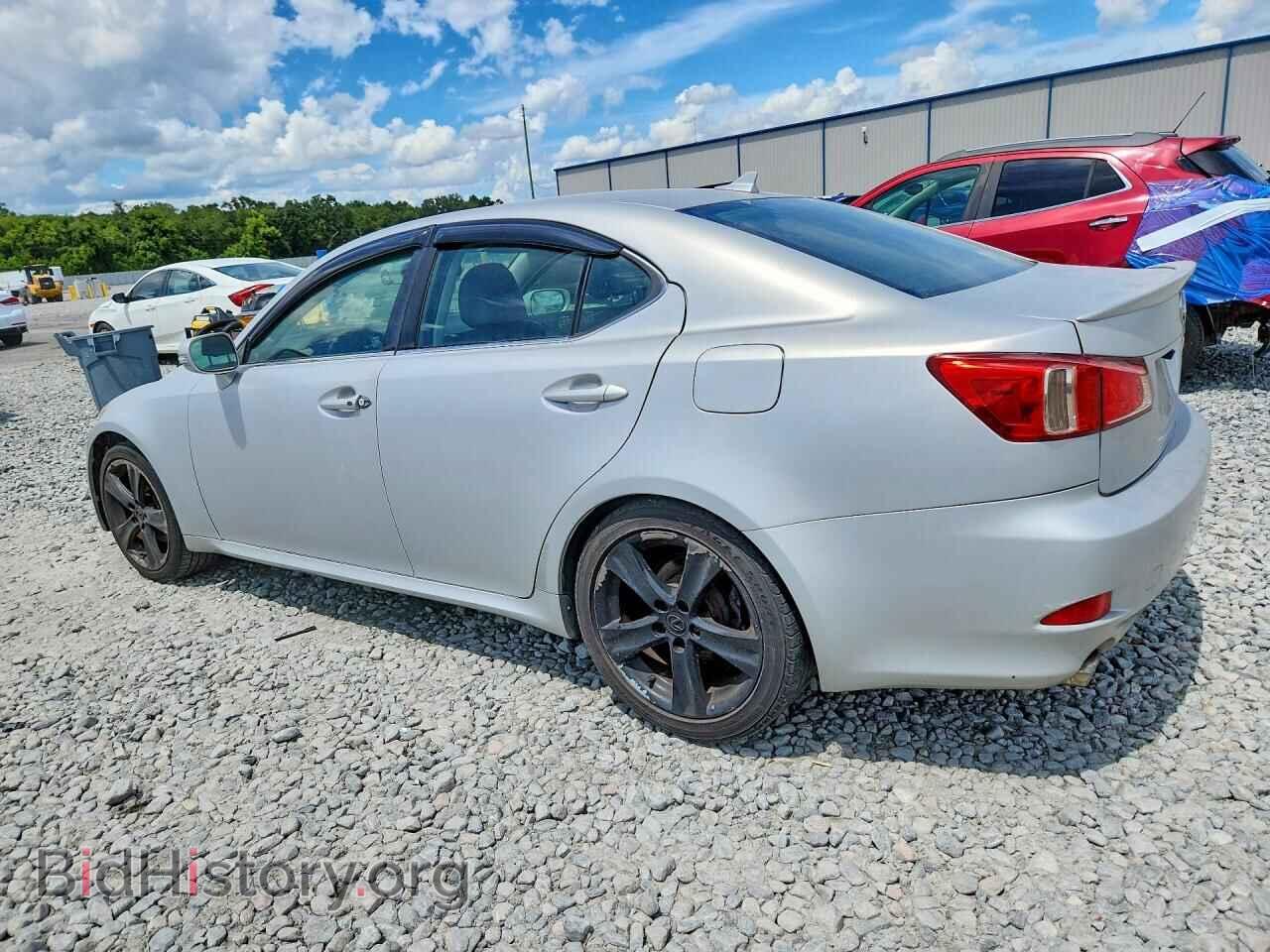 2011 LEXUS IS - VIN: JTHBF5C20B5145495 - Photo 2