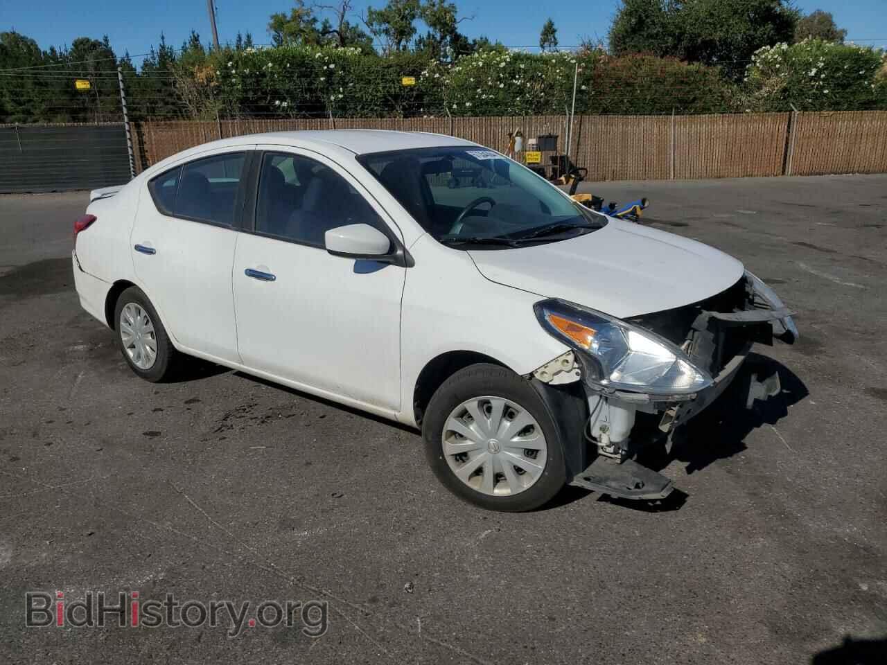 2019 NISSAN VERSA - VIN: 3N1CN7AP3KL879909 - Фото 4