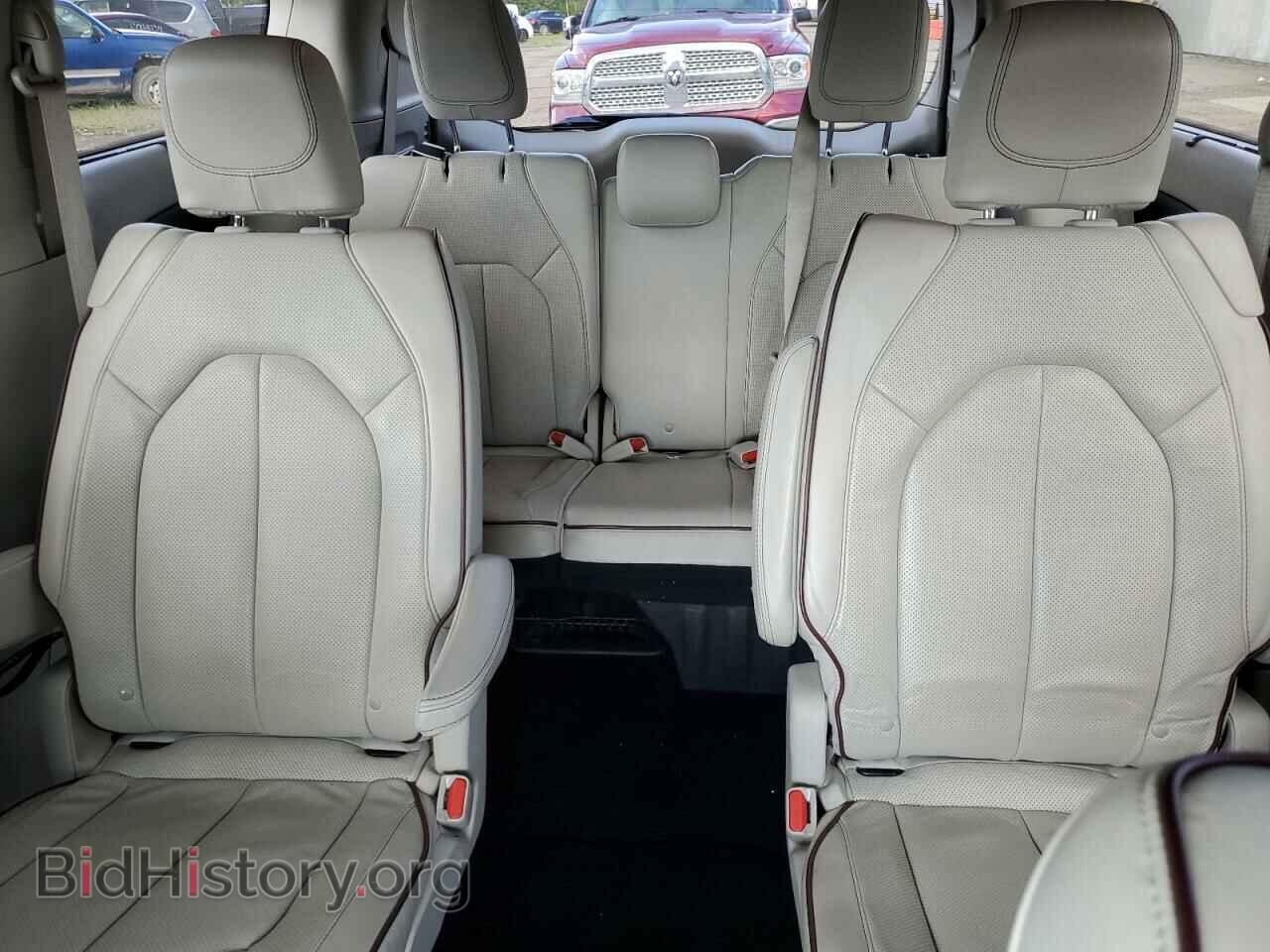 2018 CHRYSLER PACIFICA - VIN: 2C4RC1GG6JR355205 - Photo 10