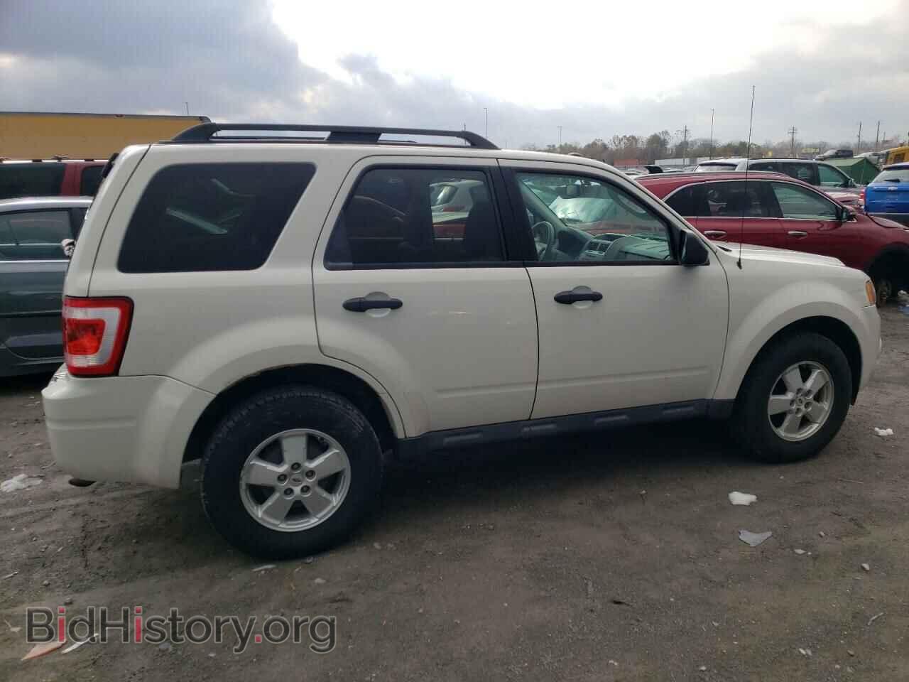 2012 FORD ESCAPE - VIN: 1FMCU0D77CKA12885 - Фото 3